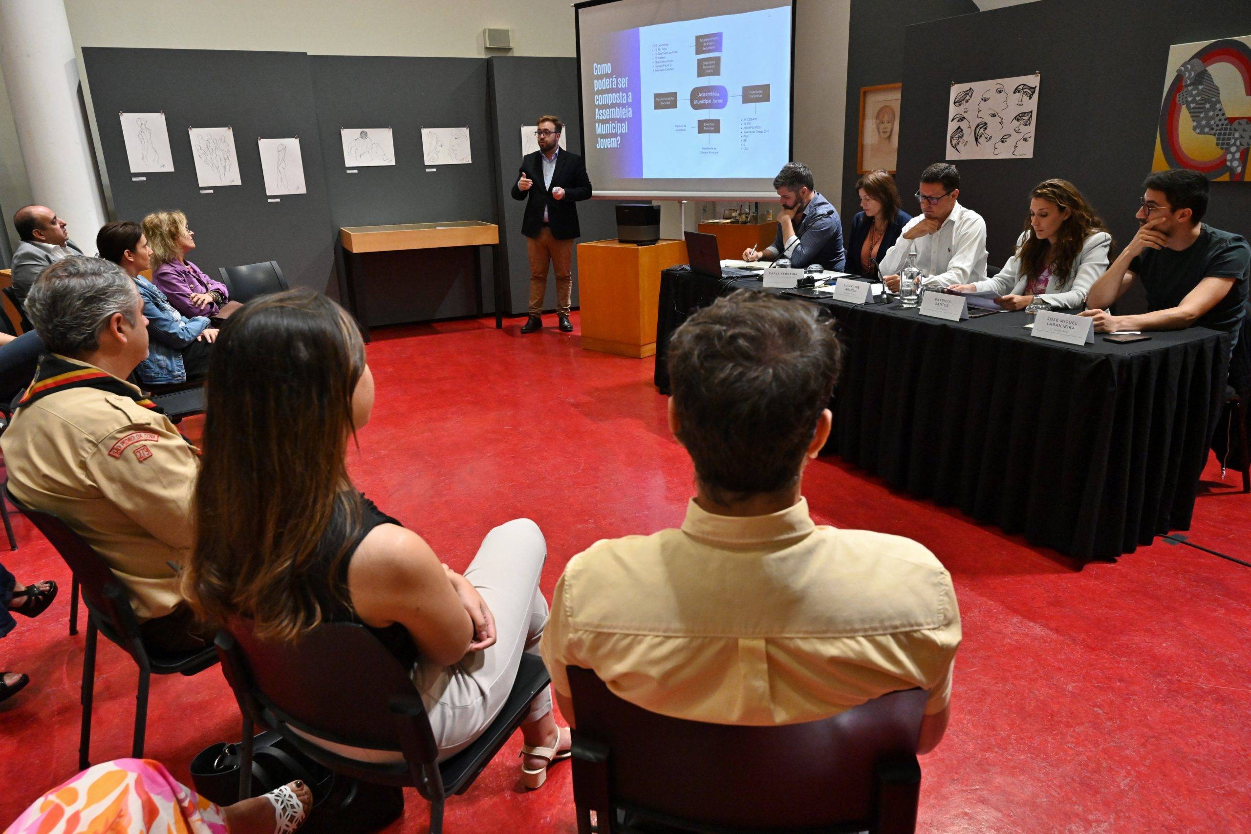 Conselho Municipal de Juventude debate políticas para os jovens