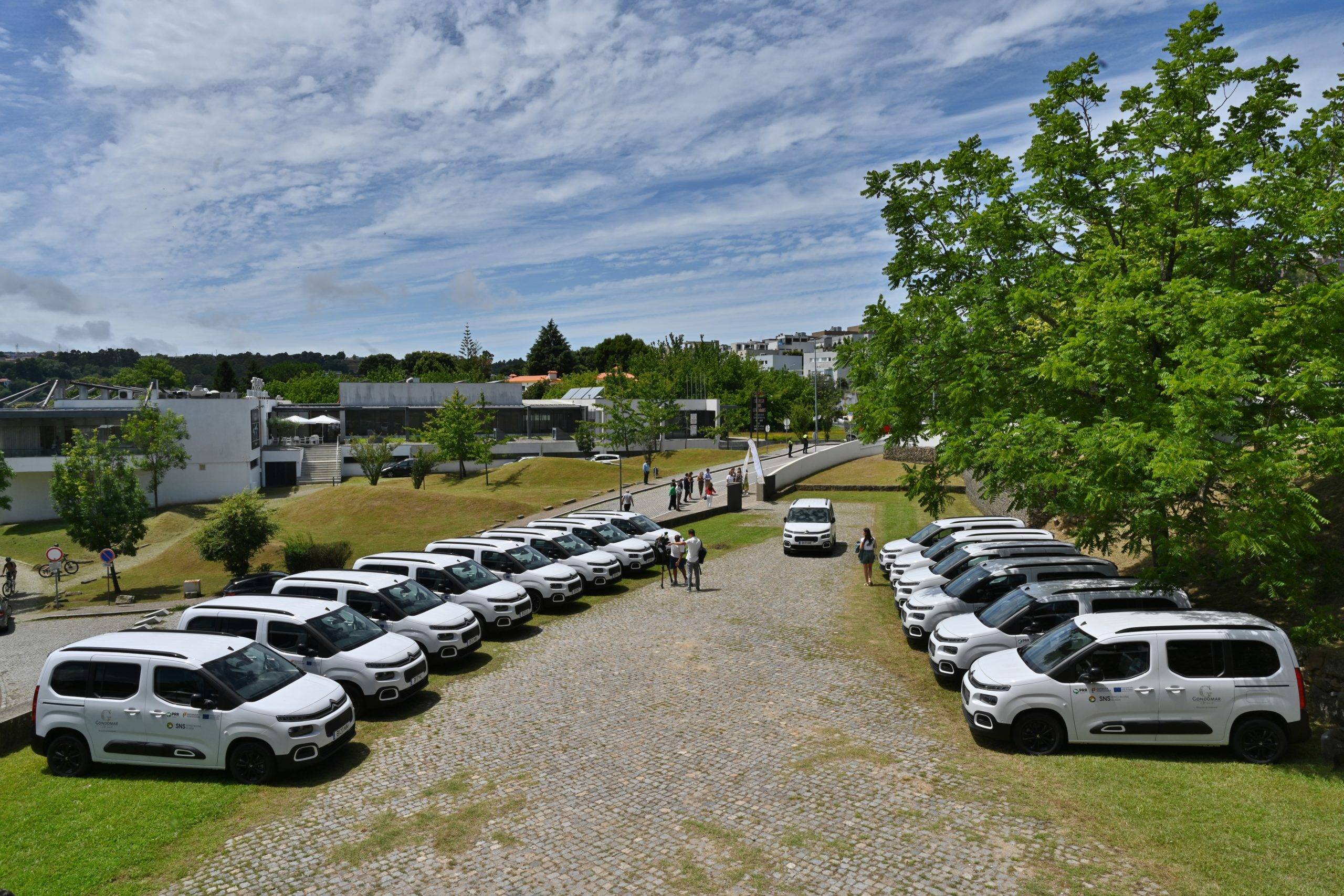 Entrega de viaturas elétricas às unidades de saúde primárias de Gondomar 1