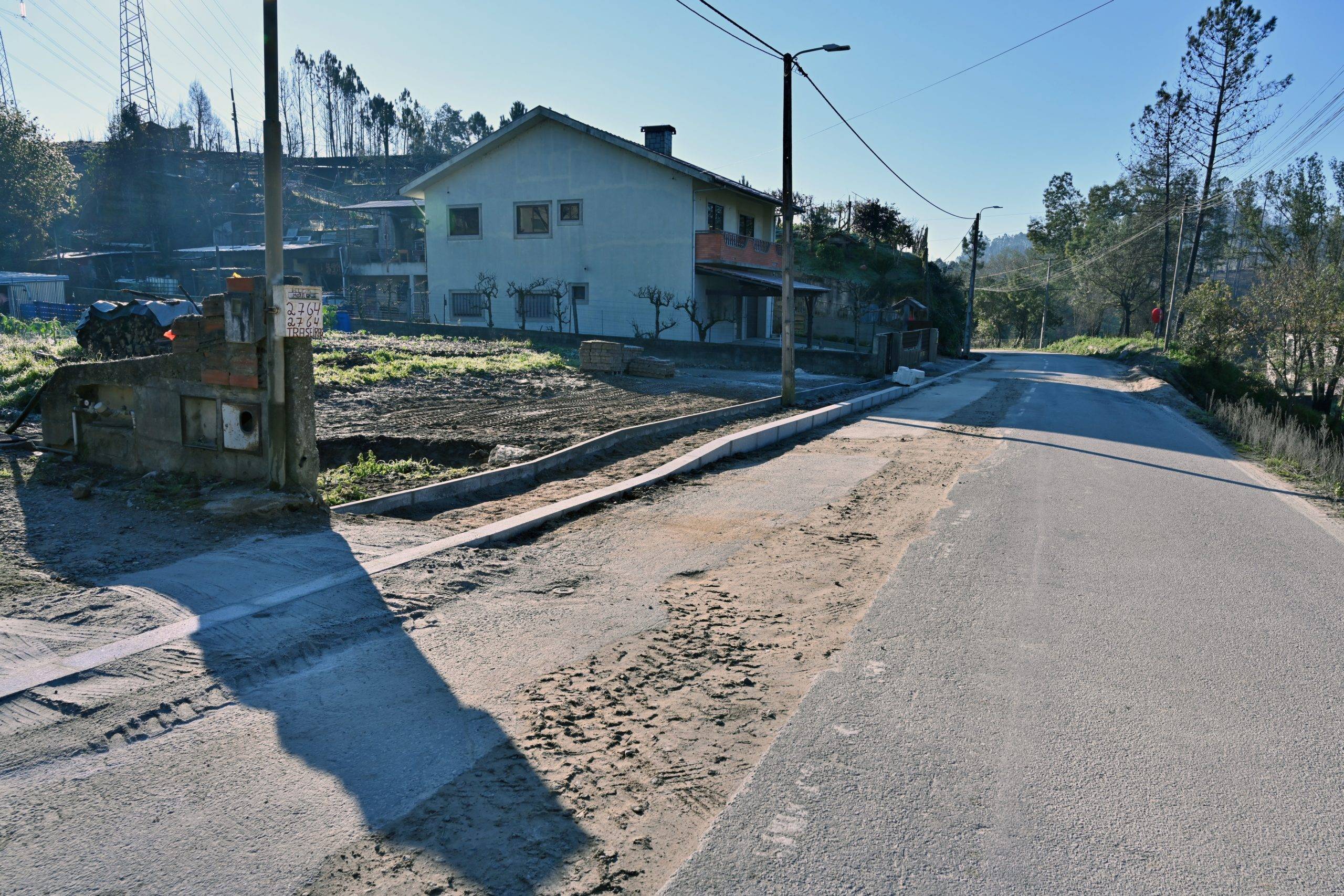 Rua 29 de Julho, em Covelo, totalmente renovada 1