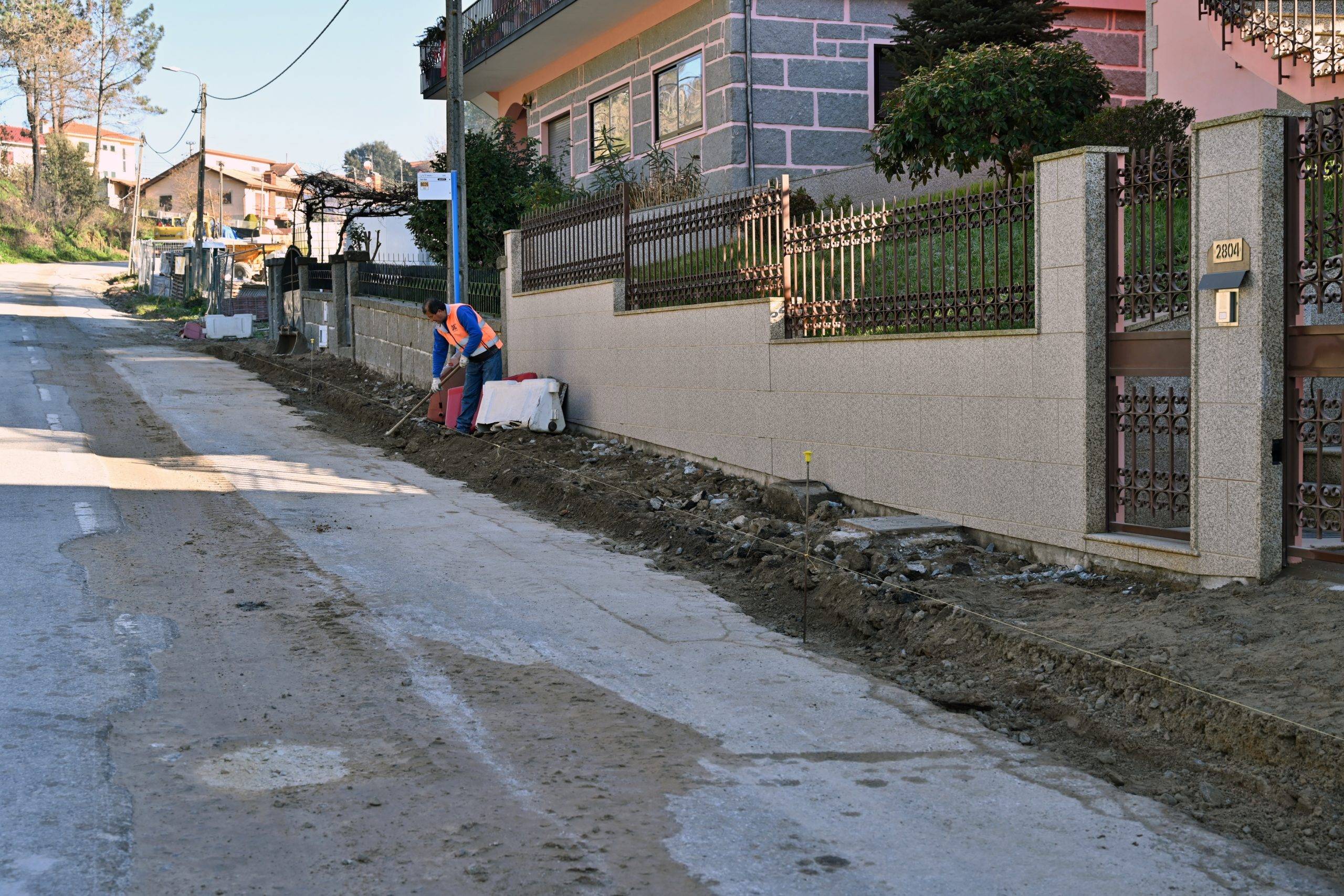 Rua 29 de Julho, em Covelo, totalmente renovada