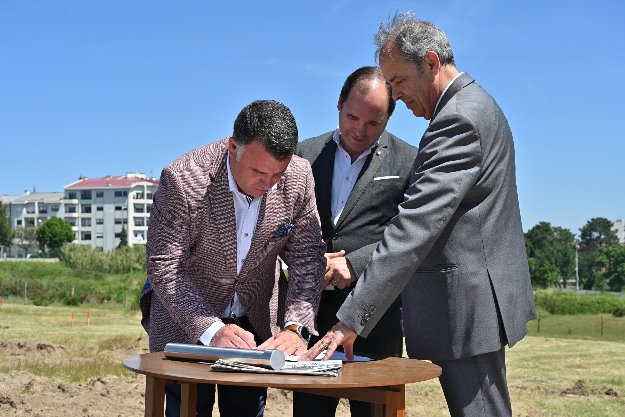 Lançamento da primeira pedra da construção do novo Centro de Saúde Brás-Oleiro em Rio Tinto 3
