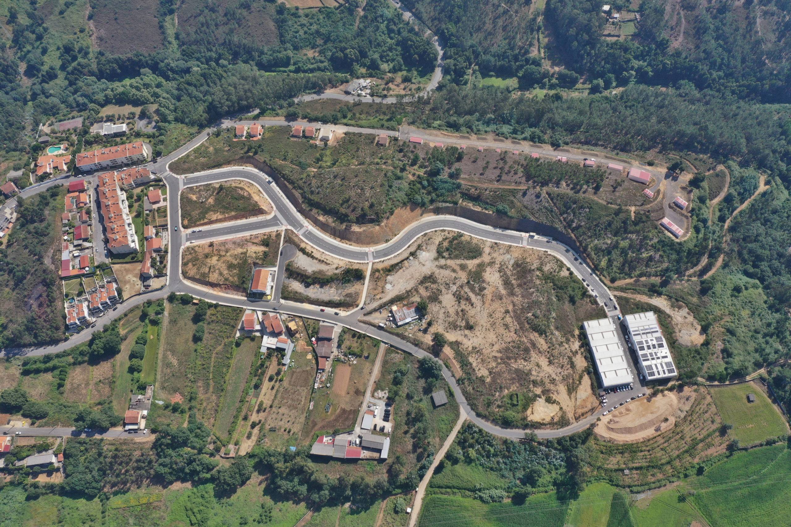 Hasta pública para a alienação de 25 lotes municipais na Zona Industrial de Tardariz
