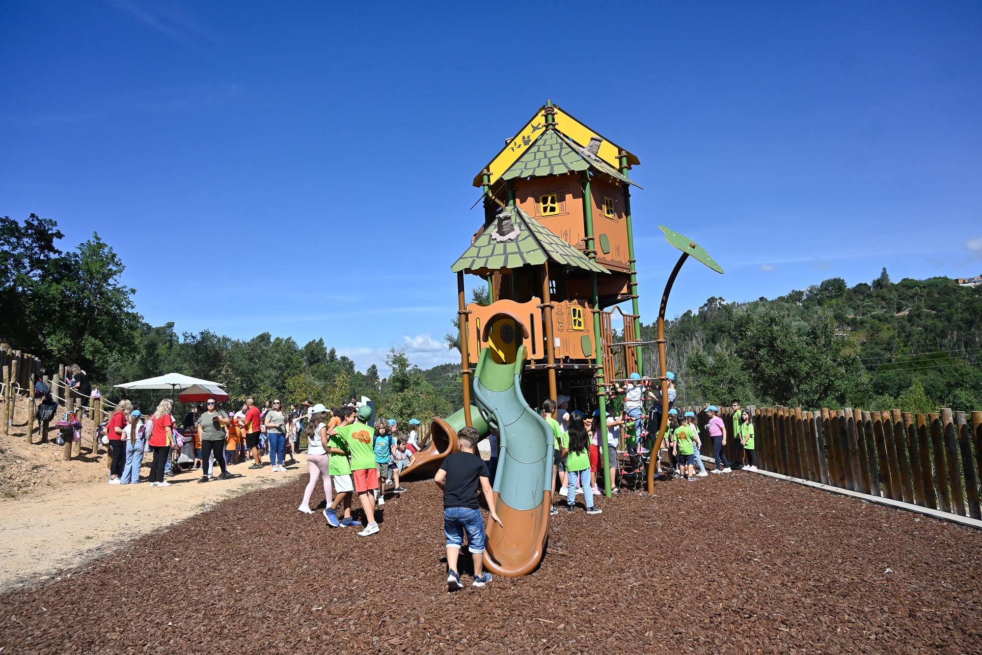 Inauguração do novo Parque Infantil na Quinta do Passal 2