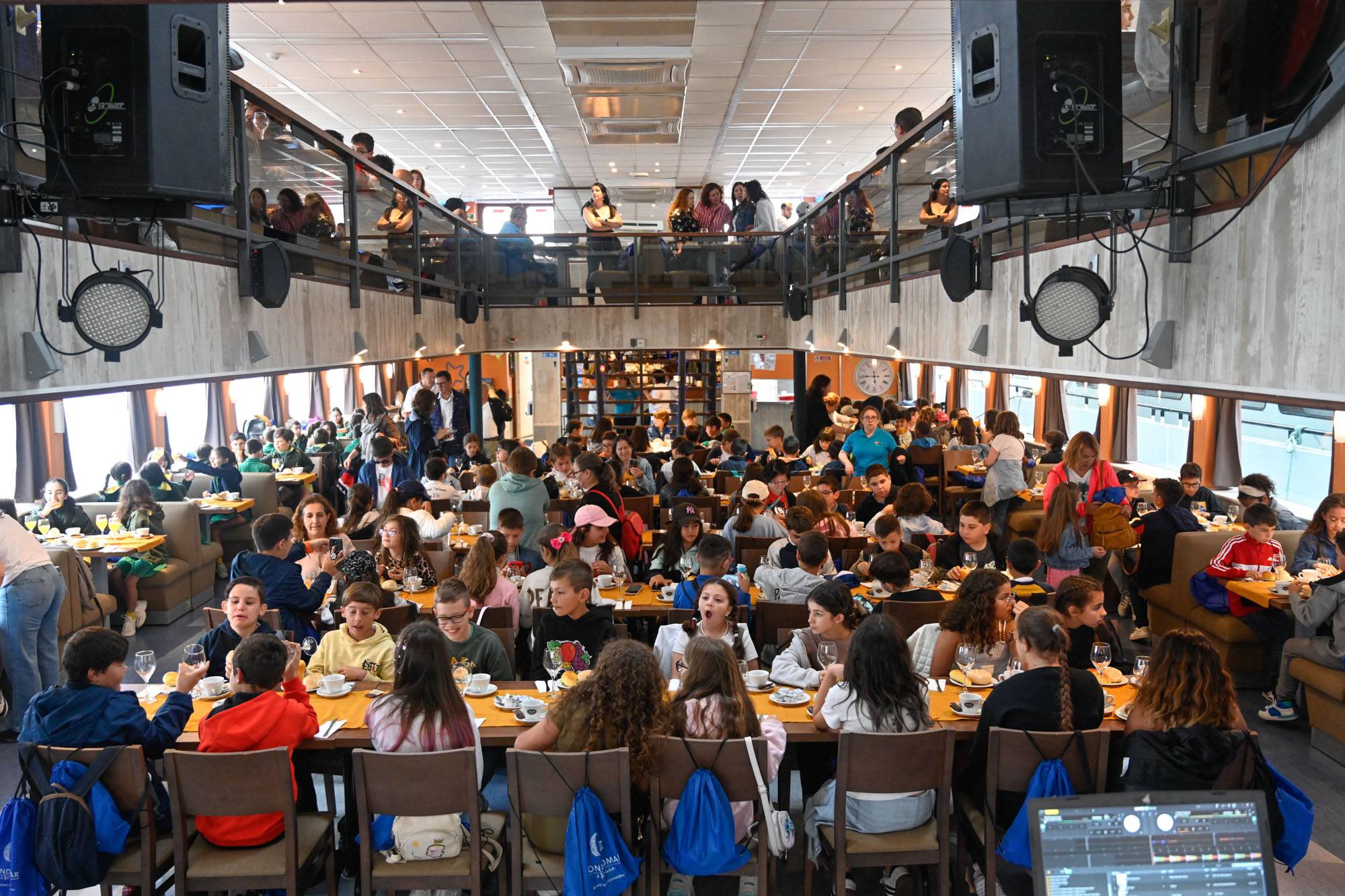 Alunos finalistas do 4.º ano viajam à descoberta do rio Douro 1