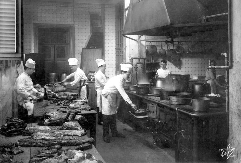 Cozinha-do-Grande-Hotel-do-Porto