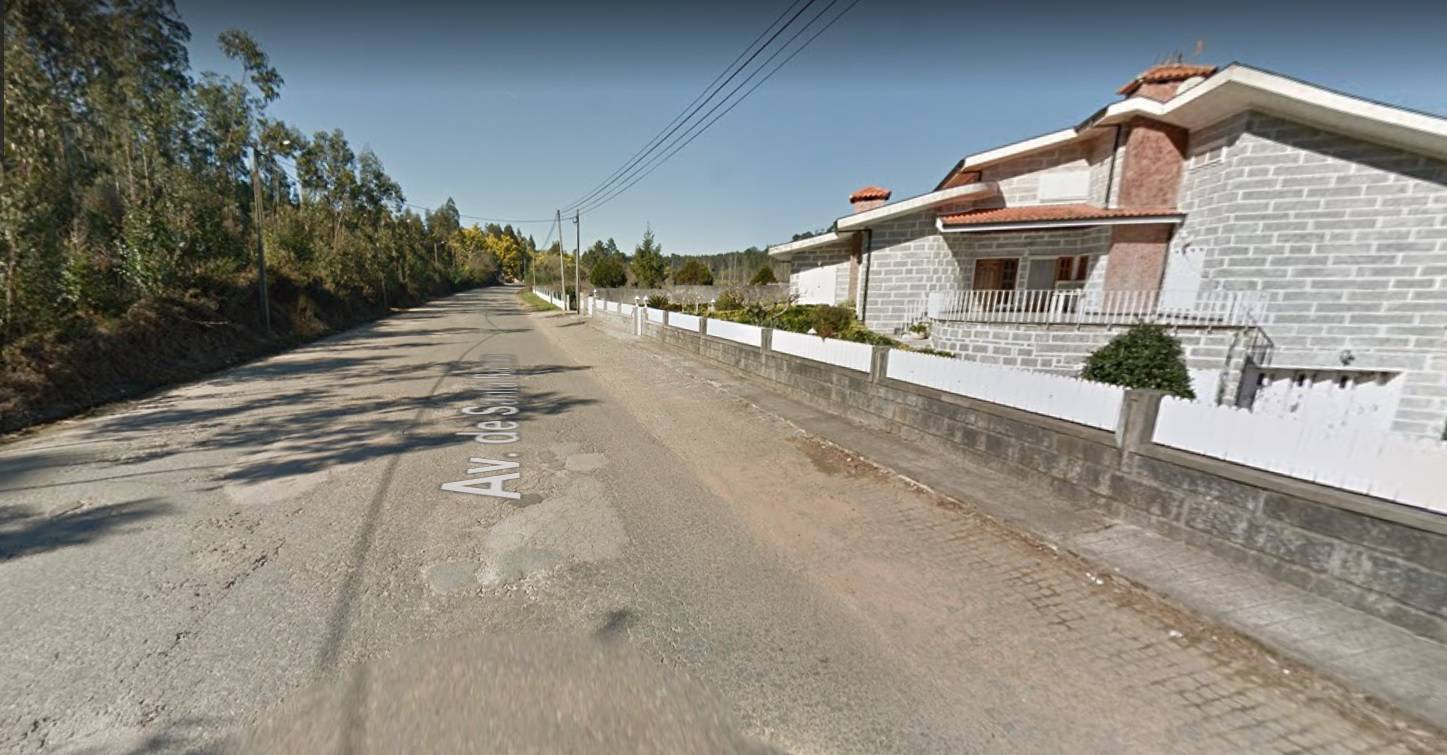 Avenida-de-Santa-Bárbara-Melres
