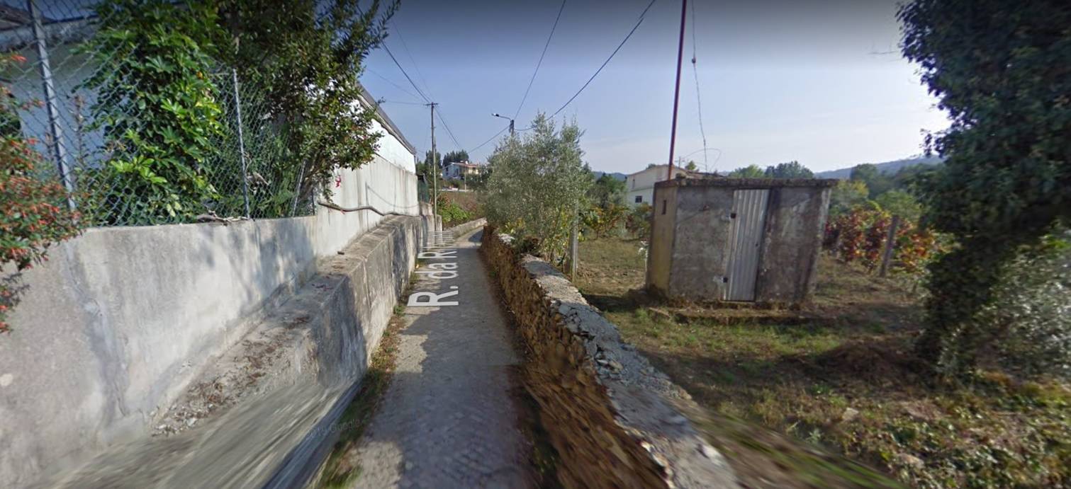 Rua-da-Ribeira-Melres